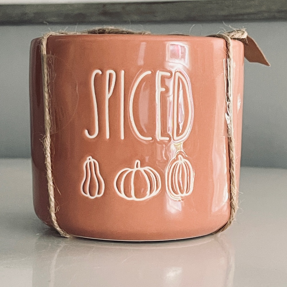 Rae Dunn by Magenta, Spiced Chamber with Pumpkin Icons, New